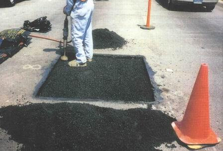 瀝青冷補料的特點