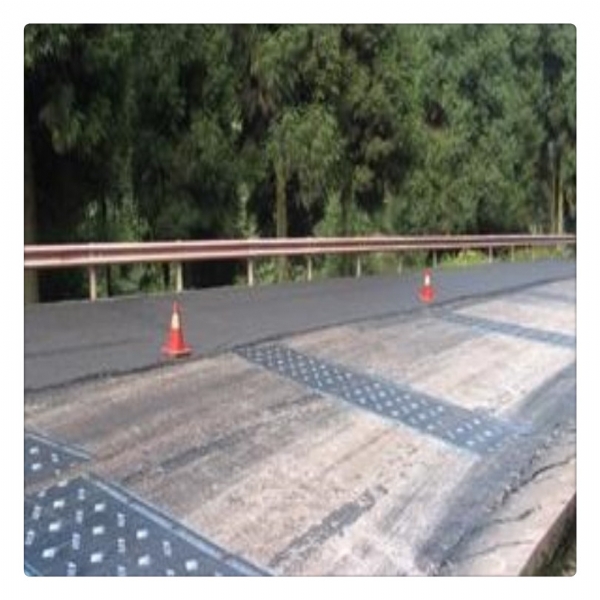 抗裂貼折疊環(huán)境狀況